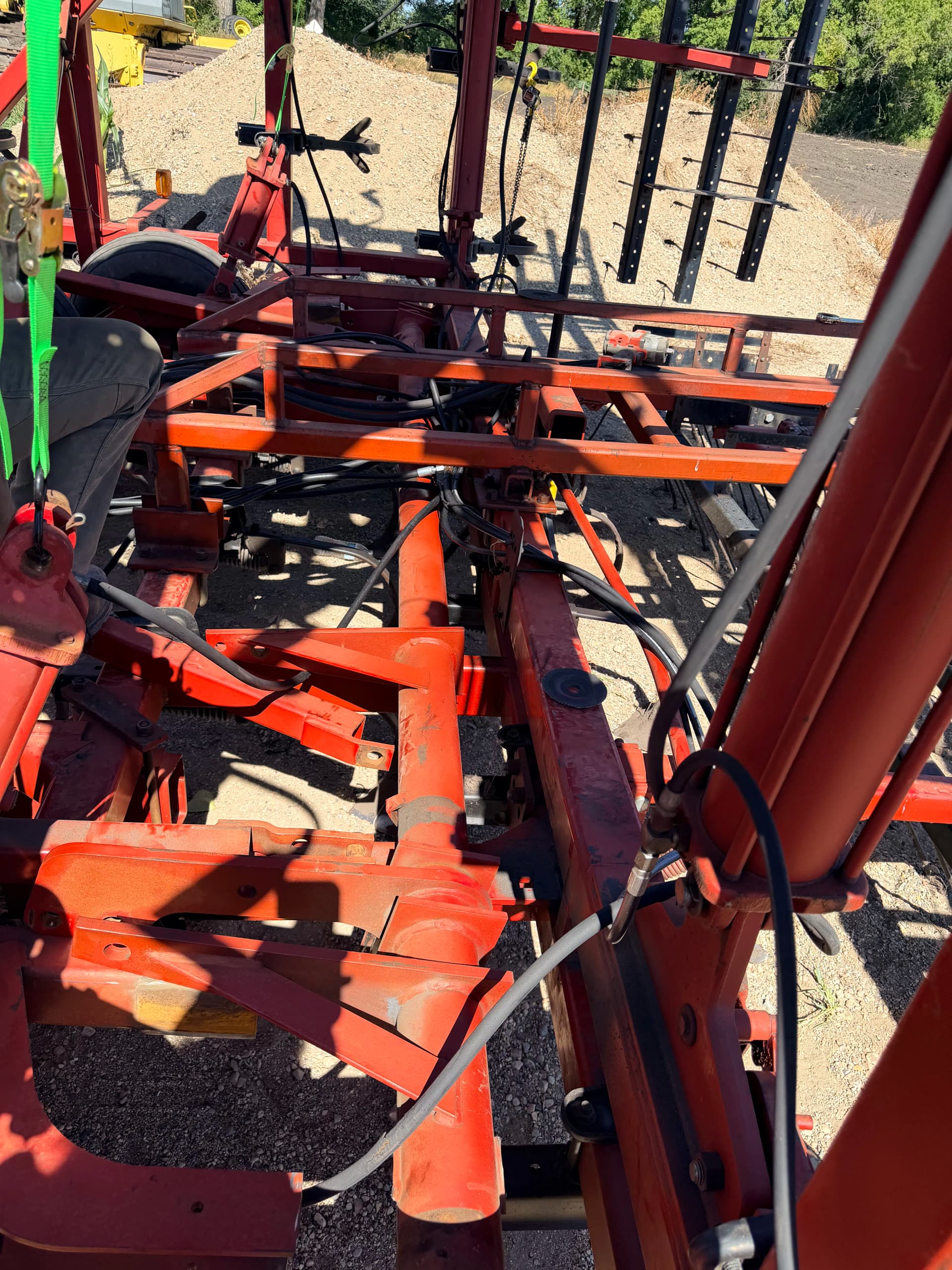 Gallery photos for Case IH Field Cultivator Rocker Bar and Shaft Replacement in Mapleton: Image #2