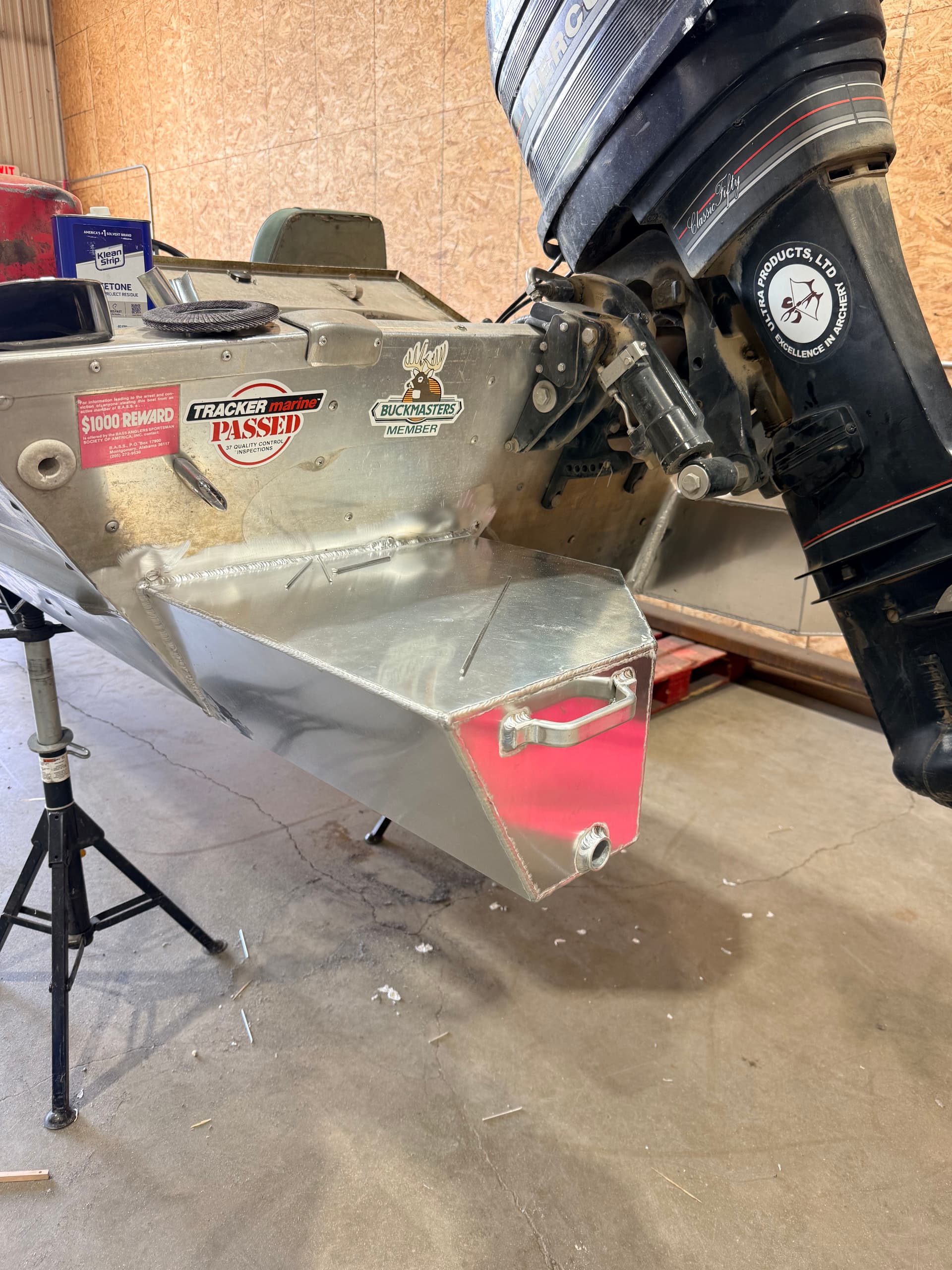 Gallery photos for Beavertail Flotation Pods TIG Welded onto a Bass Tracker: Image #2