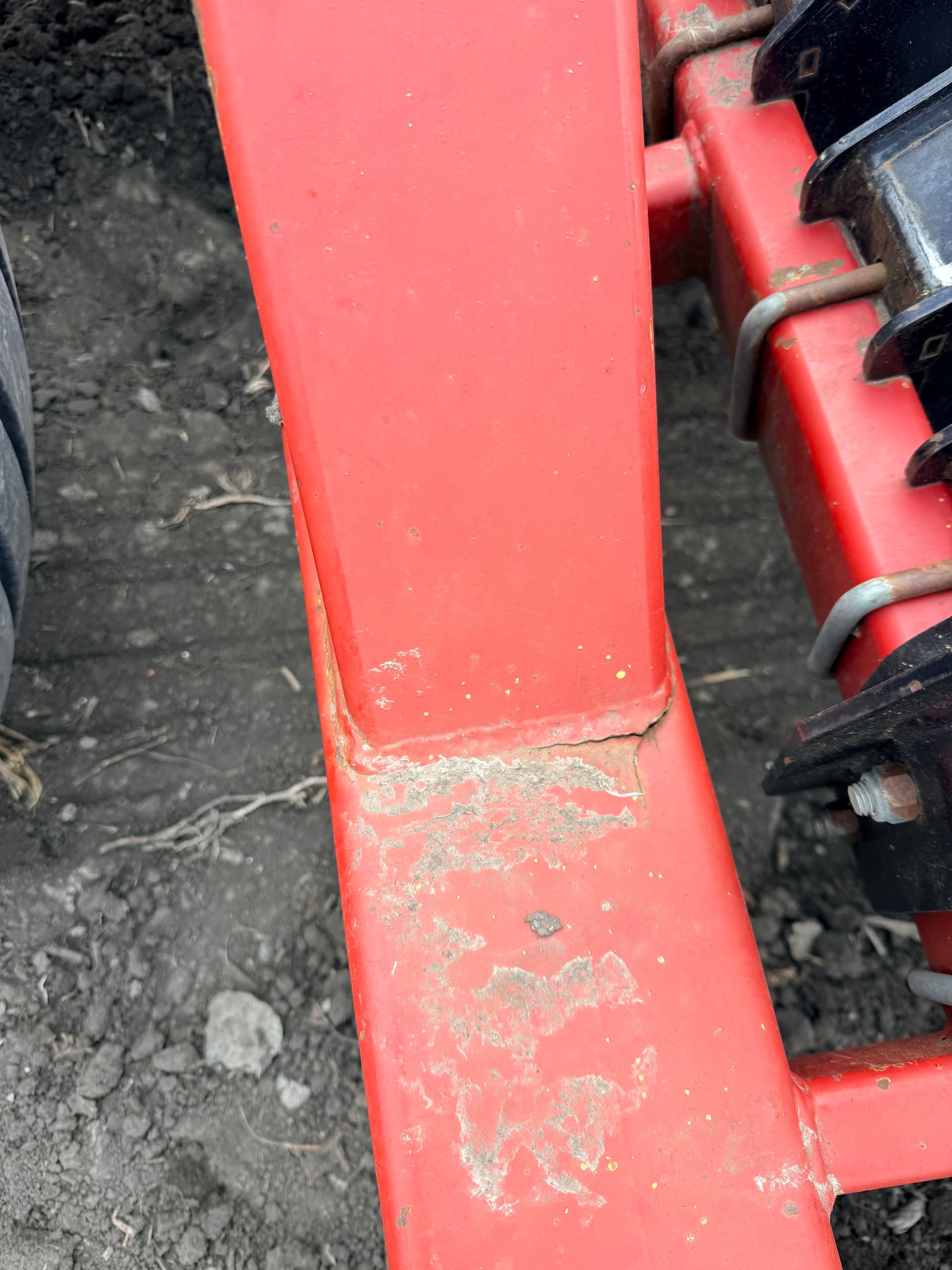 Gallery photos for Air Seeder Frame Crack Repair Right in the Field Near Argusville: Image #2