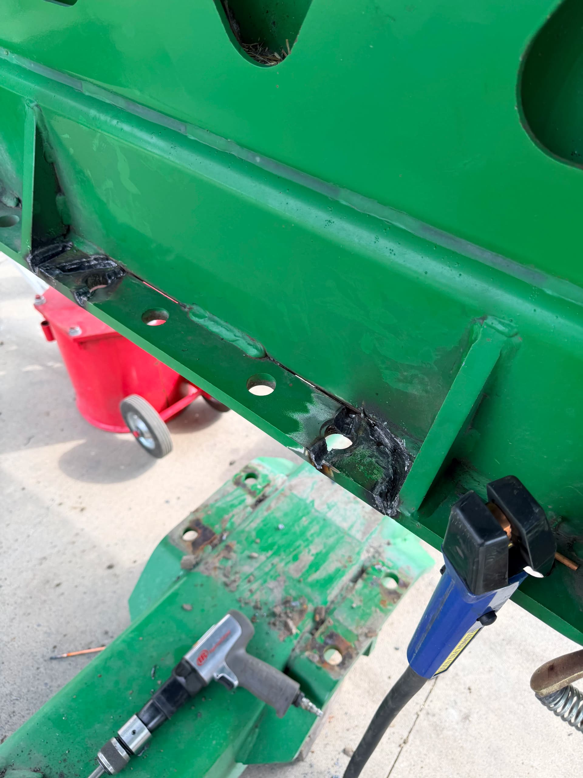 Gallery photos for Grain Cart Frame Repair Before Harvest Hits: Image #1