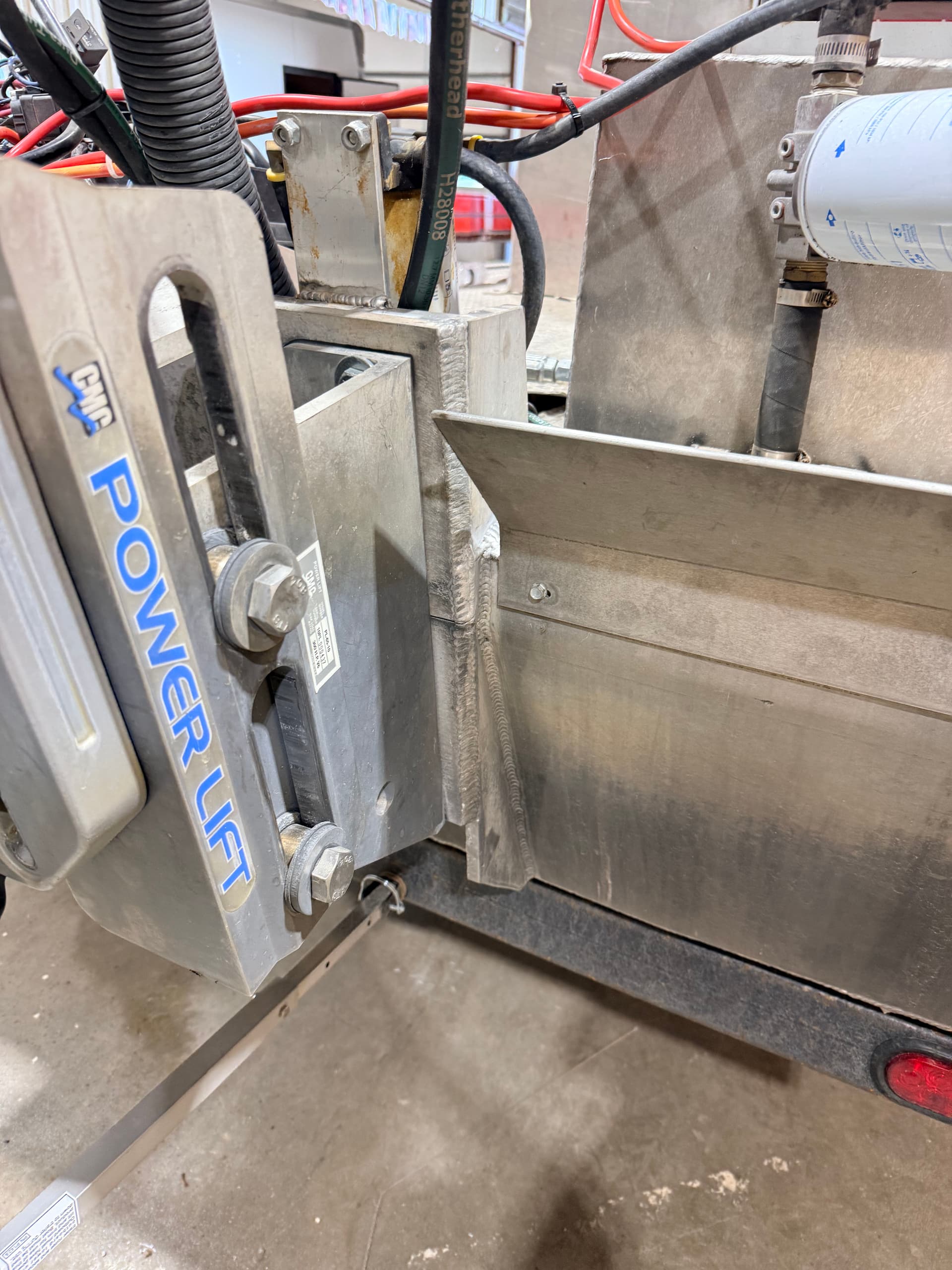 Gallery photos for Cracked Boat Transom Repair Keeps This North Dakota Rig Running: Image #5