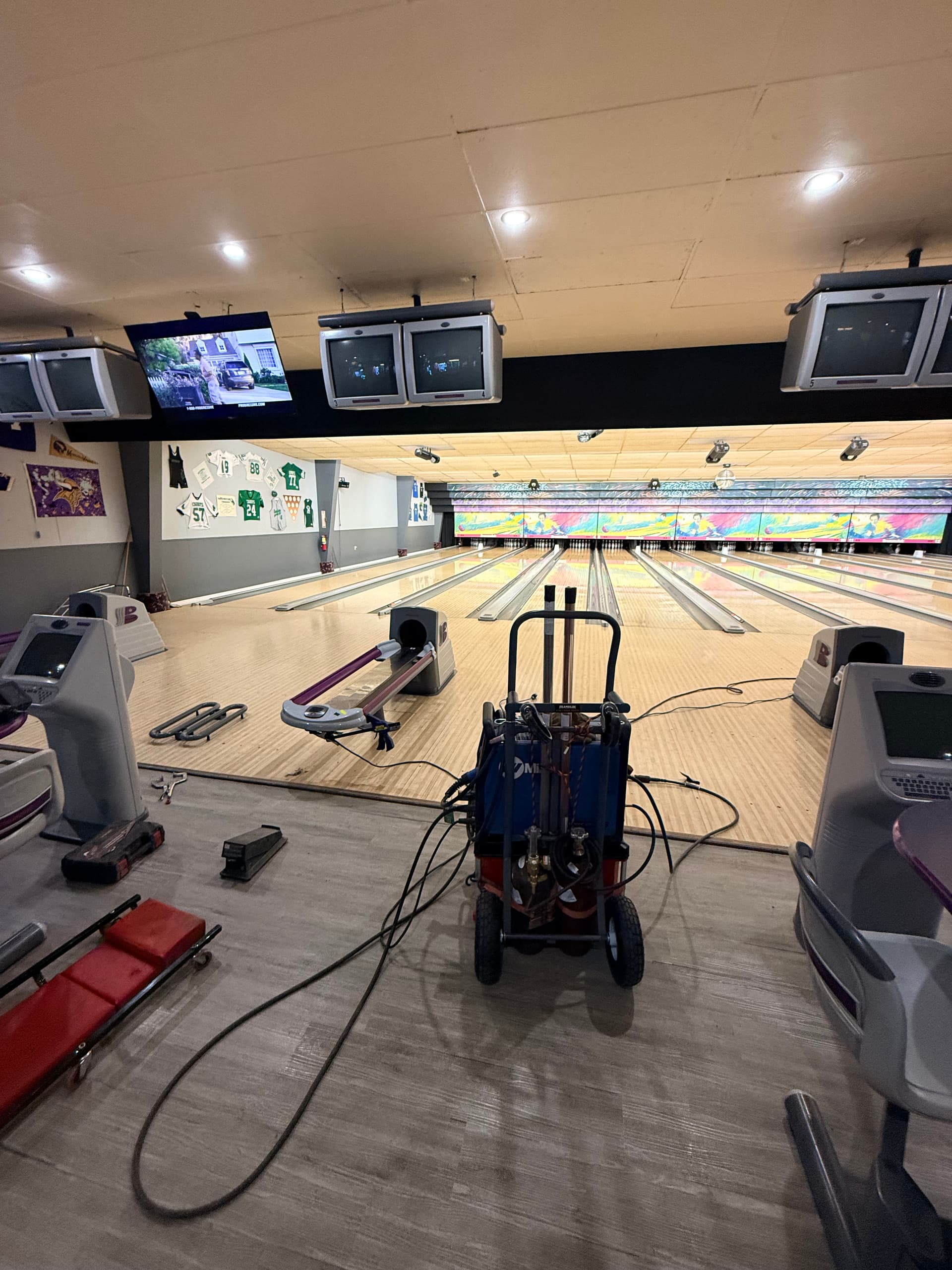 Gallery photos for Rapid On-Site Equipment Repair at Terrace Lanes: Image #1