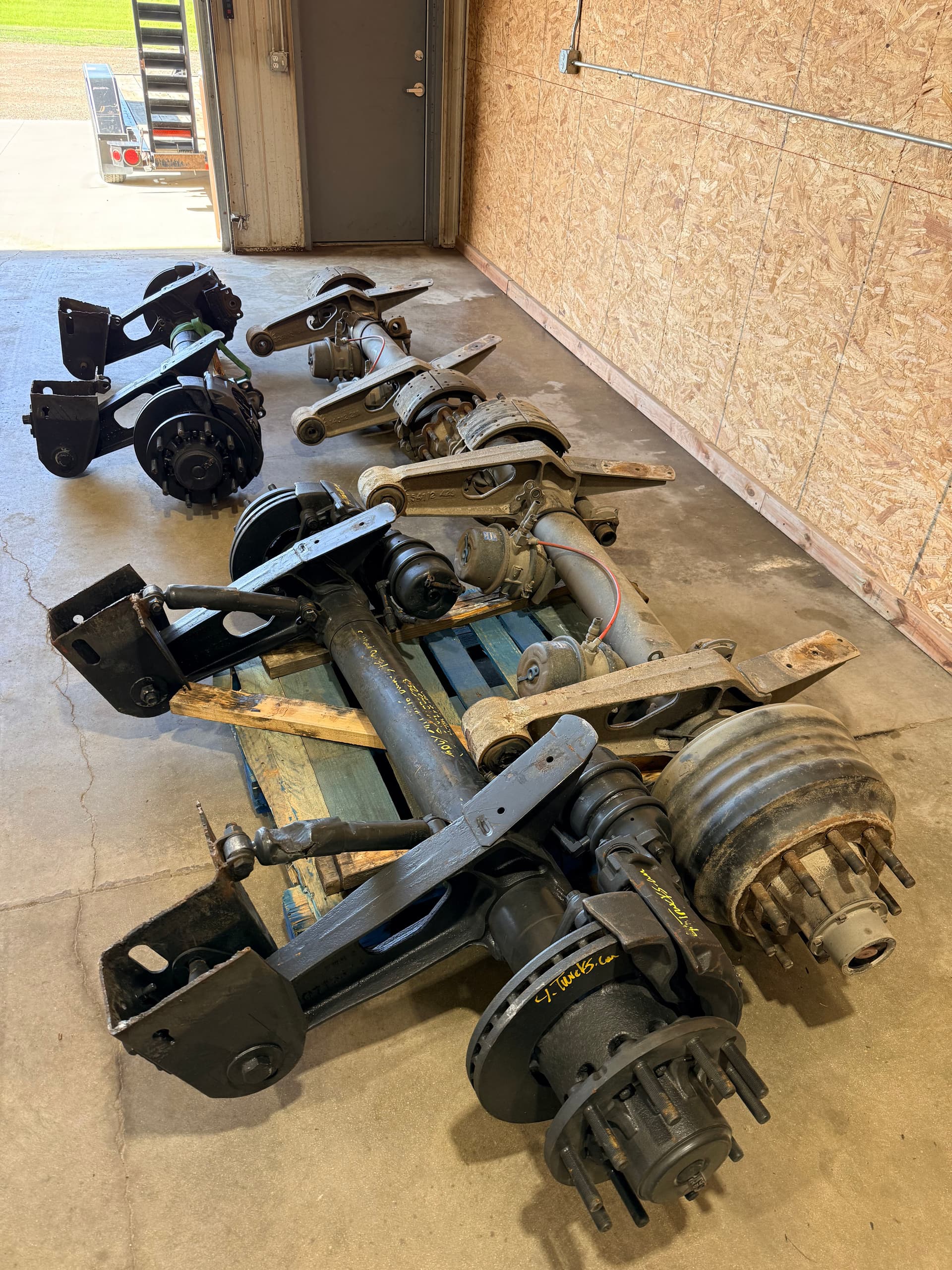 Suspension Bracket Transfer onto New Disc Brake Axles for Fargo Customer image