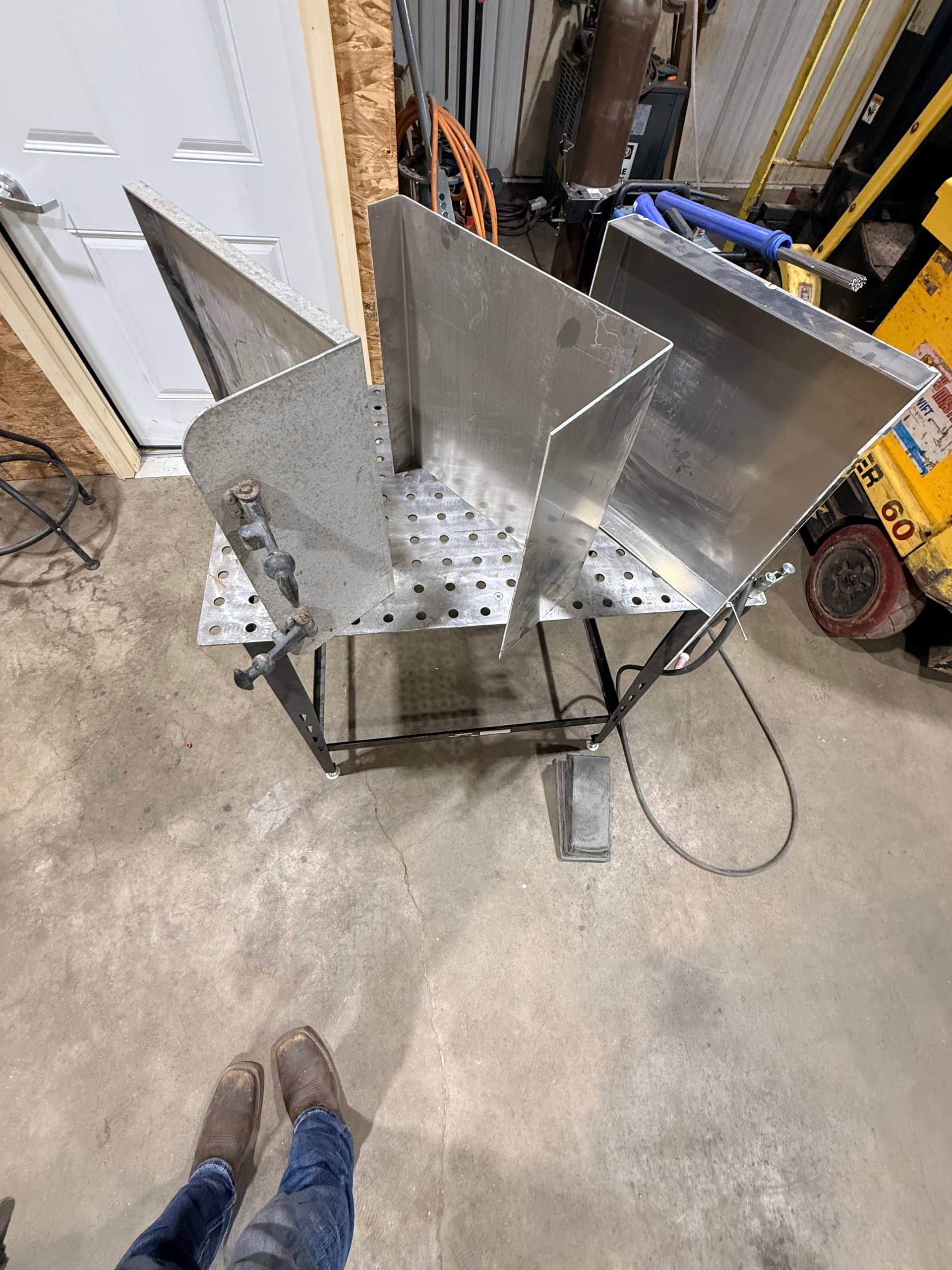 Custom Aluminum Battery Lids Built to Spec in Wahpeton image