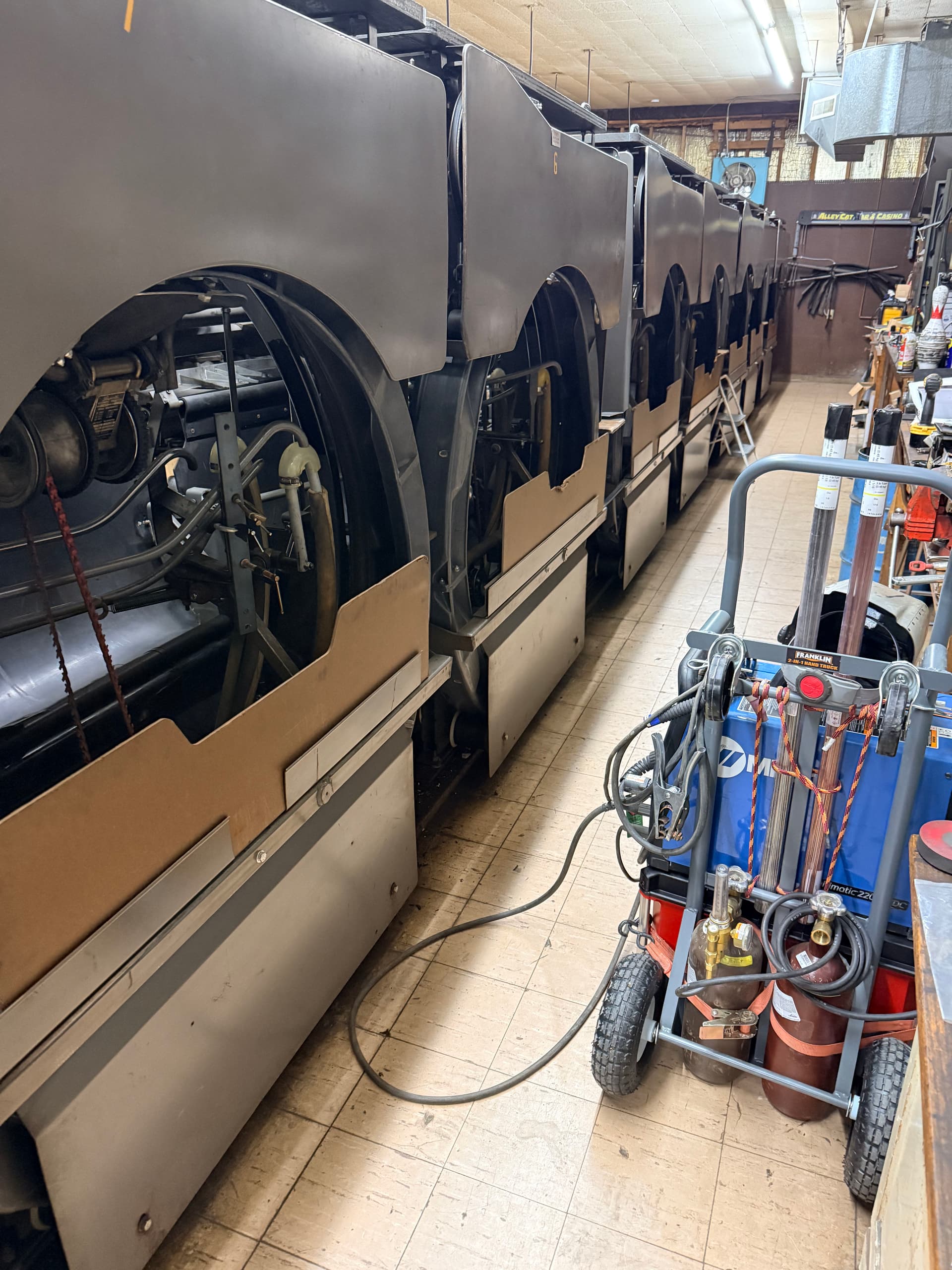 Gallery photos for Rapid On-Site Equipment Repair at Terrace Lanes: Image #2